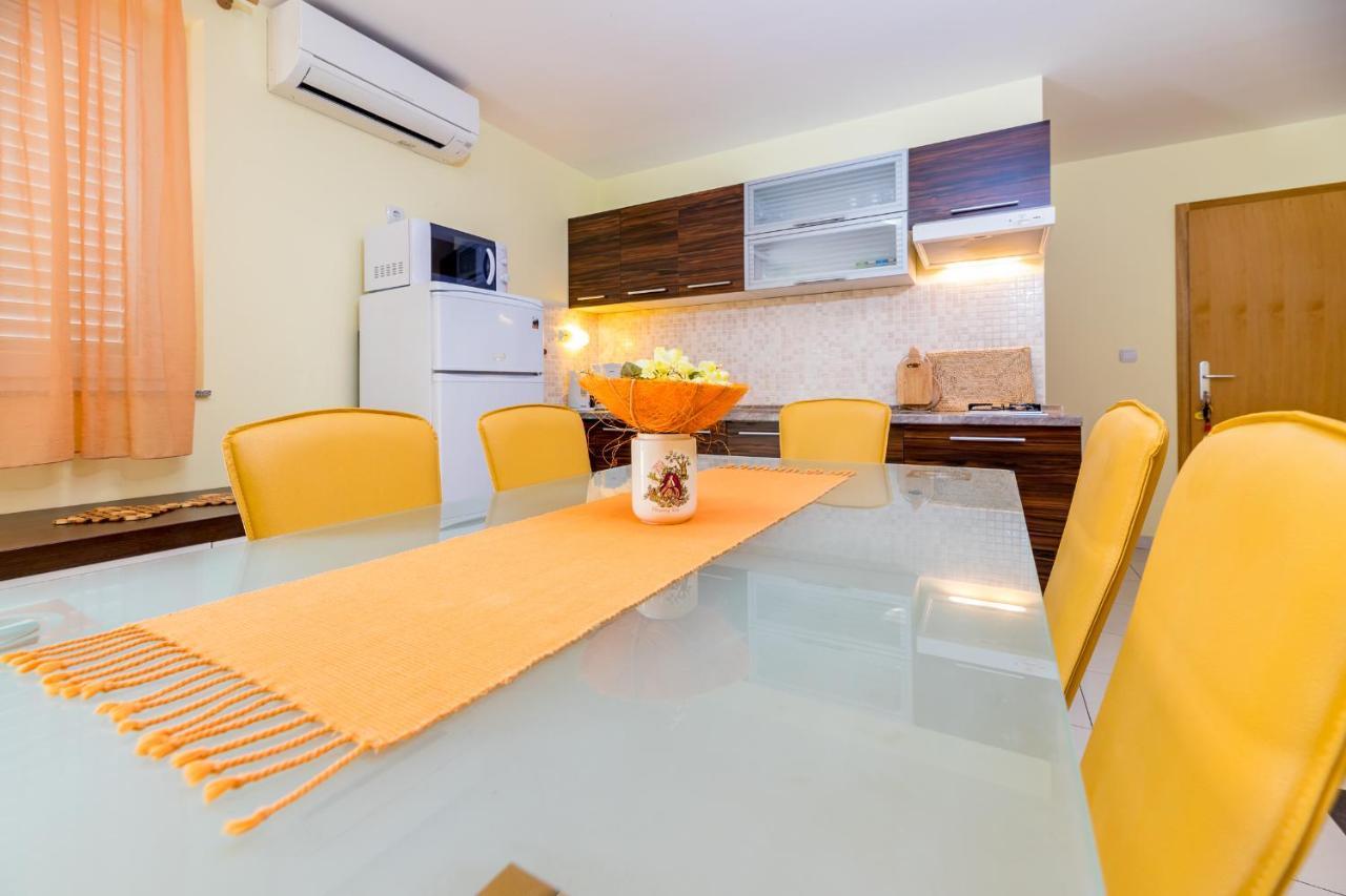 Apartments Ljubica Garden 巴斯卡 外观 照片