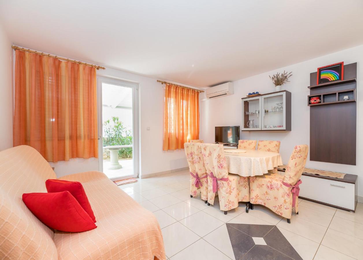 Apartments Ljubica Garden 巴斯卡 外观 照片