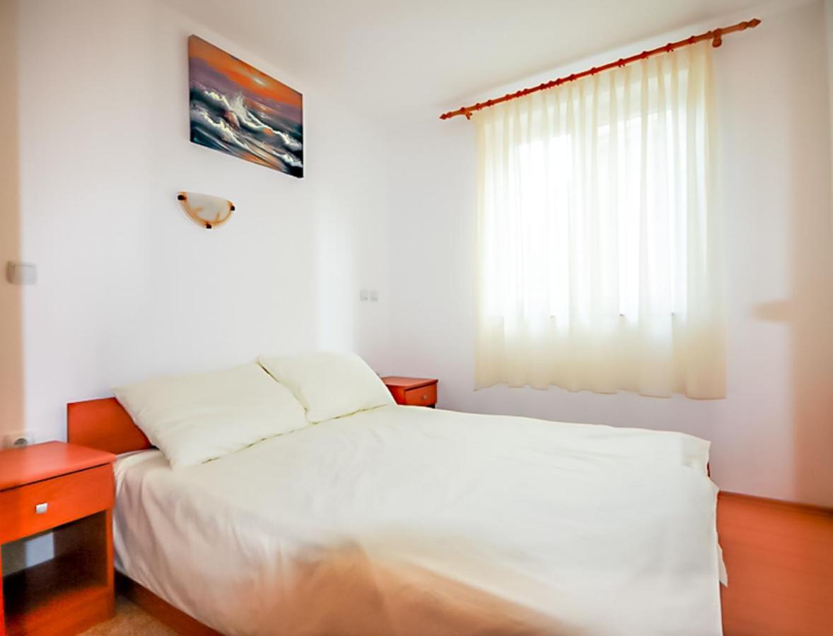 Apartments Ljubica Garden 巴斯卡 外观 照片